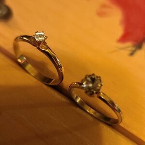 3/10$ Set of 2 Gold ring